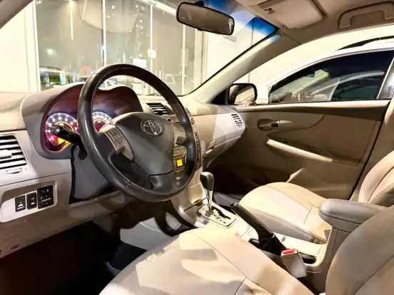 TOYOTA-COROLLA-1.8 GLI 16V FLEX 4P AUTOMÁTICO TOYOTA-COROLLA-2010