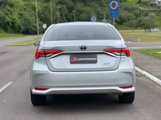 TOYOTA-COROLLA-2020