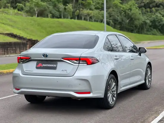 TOYOTA-COROLLA-2020