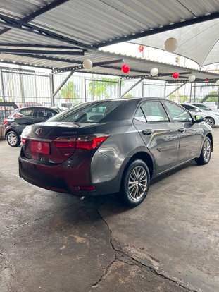 TOYOTA-COROLLA-2017