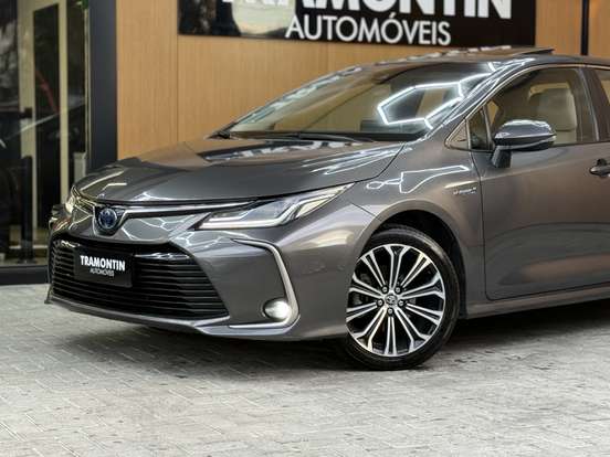 TOYOTA-COROLLA-2021