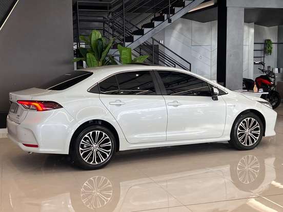 TOYOTA-COROLLA-2022