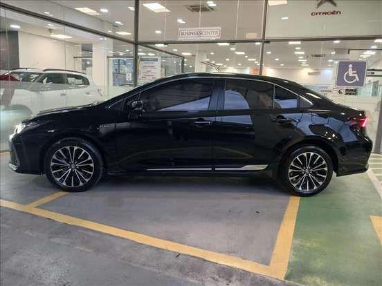 TOYOTA-COROLLA-2025