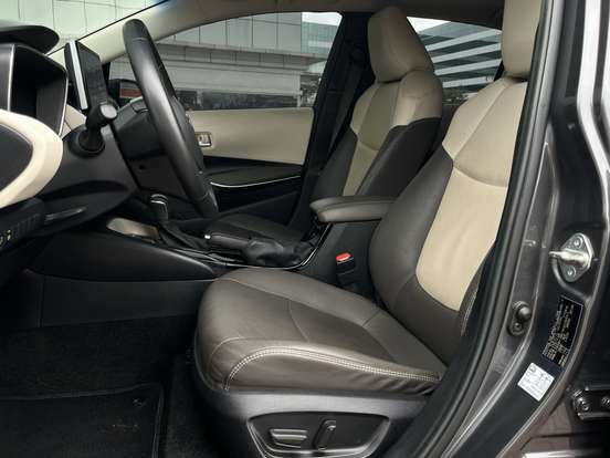 TOYOTA-COROLLA-2022