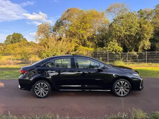 TOYOTA-COROLLA-2020