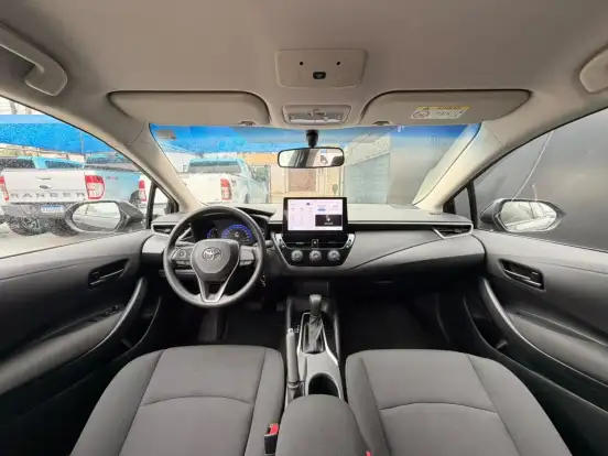 TOYOTA-COROLLA-2025