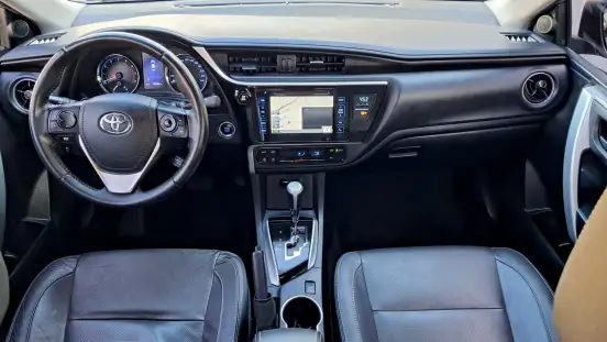 TOYOTA-COROLLA-2018