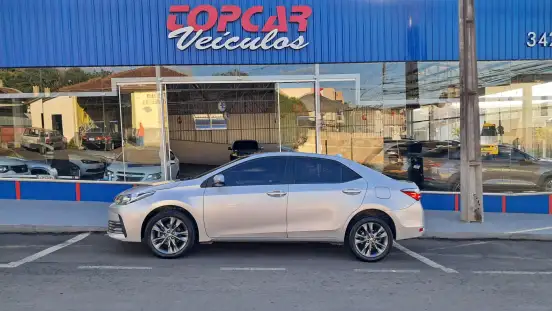 TOYOTA-COROLLA-2018