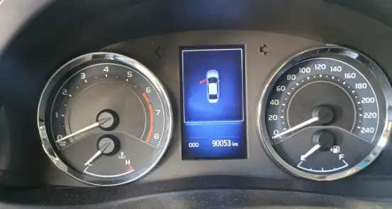 TOYOTA-COROLLA-2018