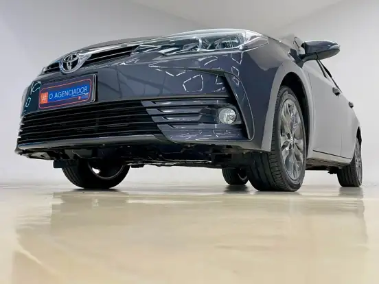 TOYOTA-COROLLA-2019