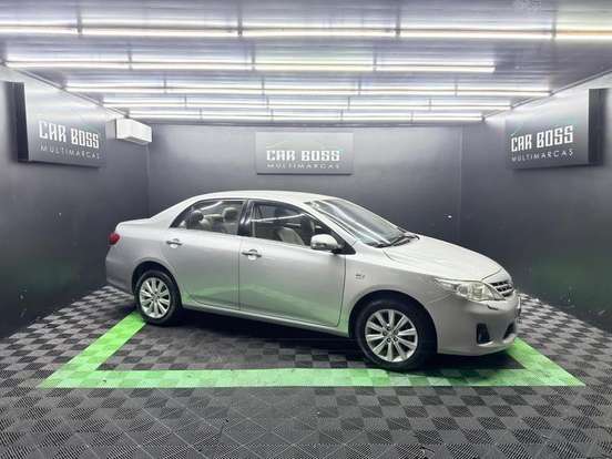 TOYOTA-COROLLA-2012