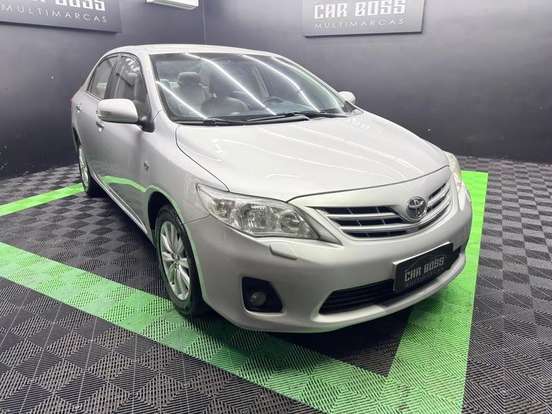 TOYOTA-COROLLA-2012