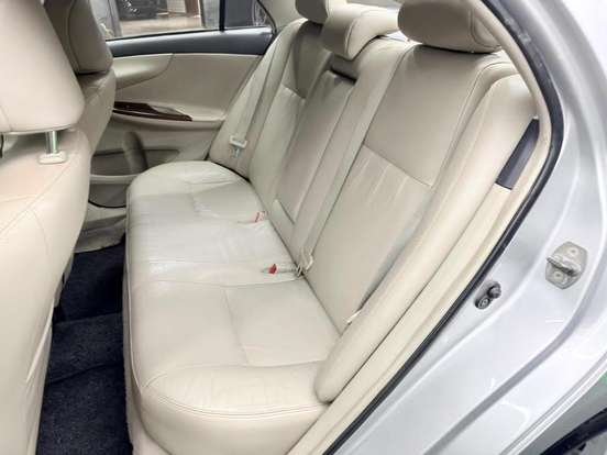 TOYOTA-COROLLA-2012