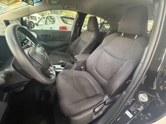 TOYOTA-COROLLA-2025