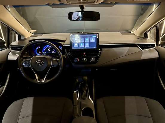 TOYOTA-COROLLA-2025