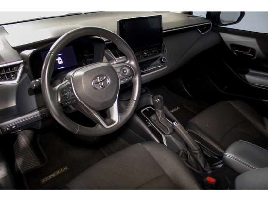 TOYOTA-COROLLA-2023
