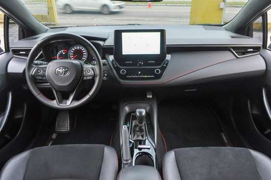TOYOTA-COROLLA-2023