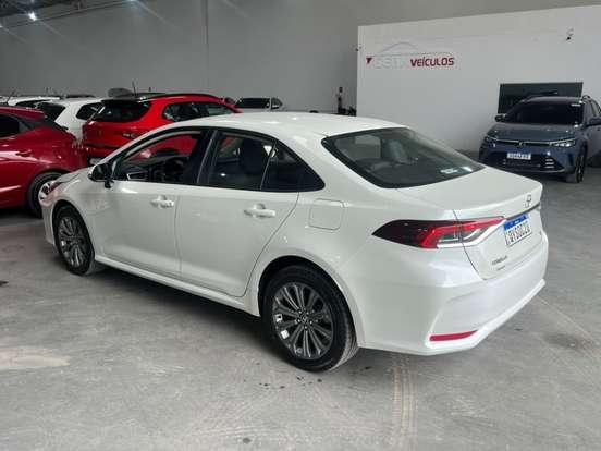 TOYOTA-COROLLA-2021