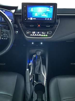 TOYOTA-COROLLA-2024