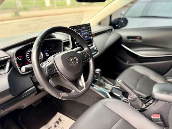 TOYOTA-COROLLA-2021