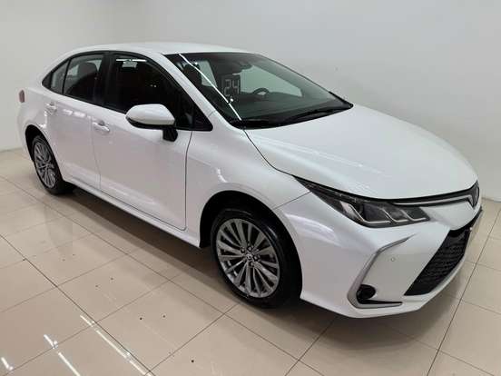 TOYOTA-COROLLA-2024