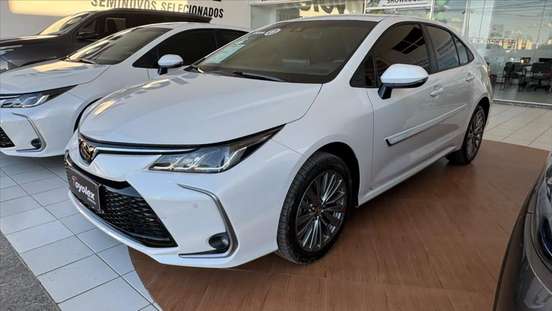 TOYOTA-COROLLA-2024