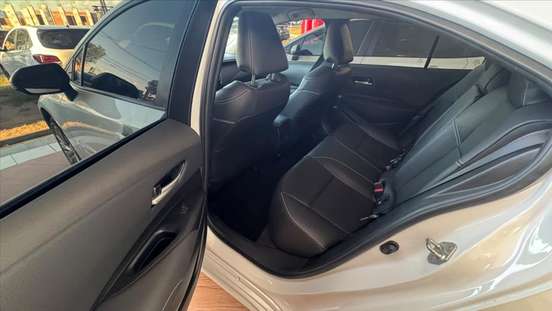 TOYOTA-COROLLA-2024