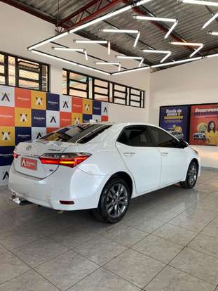 TOYOTA-COROLLA-2018