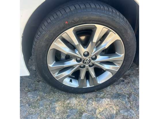 TOYOTA-COROLLA-2.0 XEI 16V FLEX 4P AUTOMÁTICO TOYOTA-COROLLA-2019