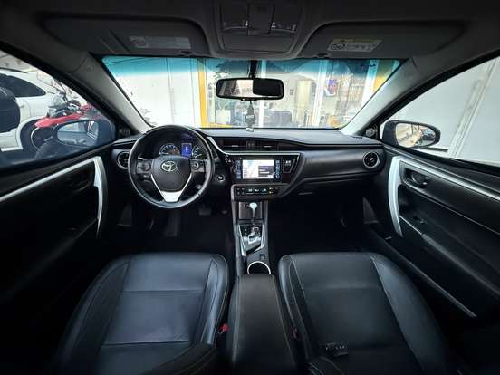 TOYOTA-COROLLA-2019