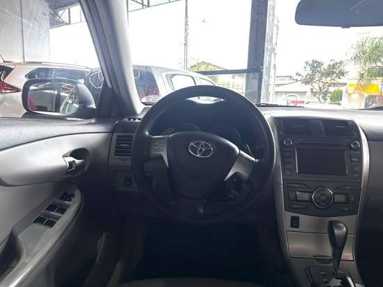 TOYOTA-COROLLA-2013