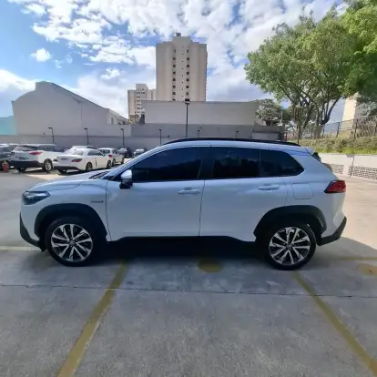 TOYOTA-COROLLA CROSS-2023