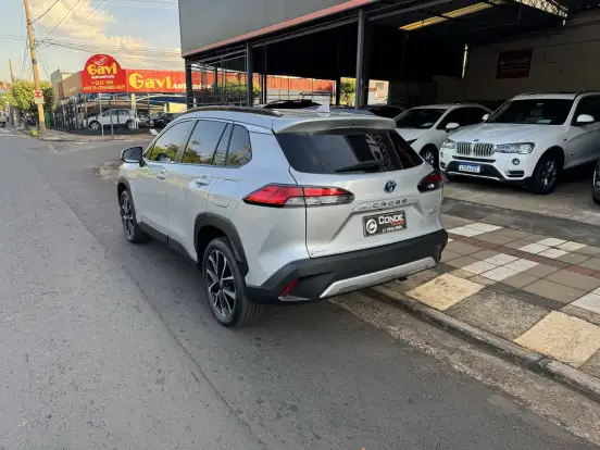 TOYOTA-COROLLA CROSS-2023