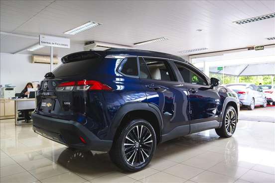 TOYOTA-COROLLA CROSS-2024