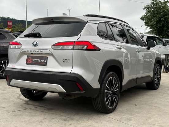 TOYOTA-COROLLA CROSS-2025