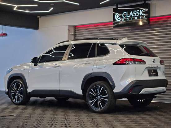 TOYOTA-COROLLA CROSS-2024