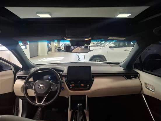 TOYOTA-COROLLA CROSS-2023