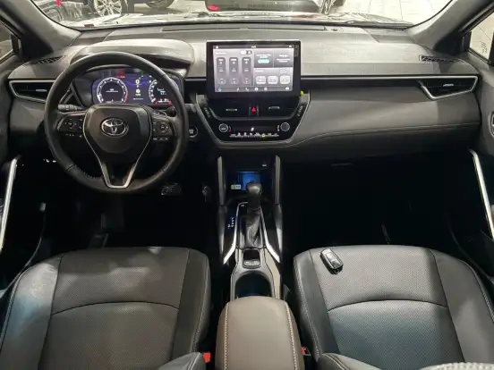 TOYOTA-COROLLA CROSS-2025