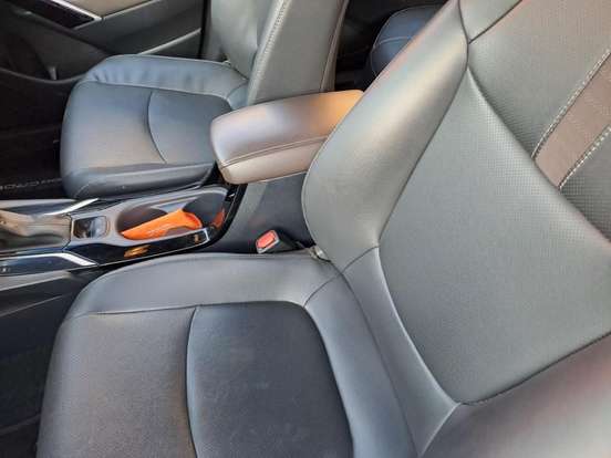 TOYOTA-COROLLA CROSS-2024