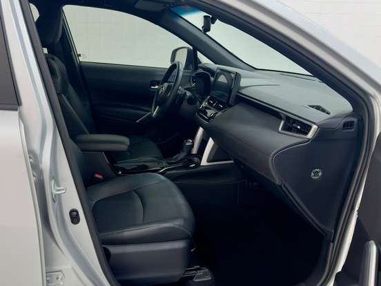 TOYOTA-COROLLA CROSS-2022