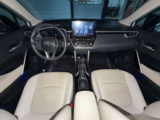 TOYOTA-COROLLA CROSS-2025