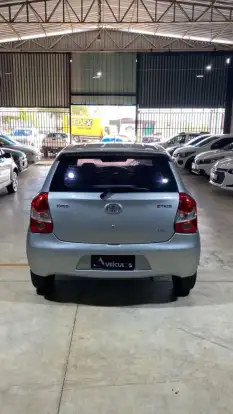 TOYOTA-ETIOS-2015