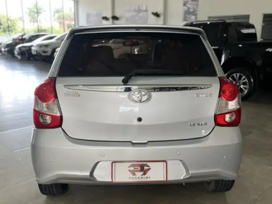TOYOTA-ETIOS-1.5 XLS 16V FLEX 4P AUTOMÁTICO TOYOTA-ETIOS-2017