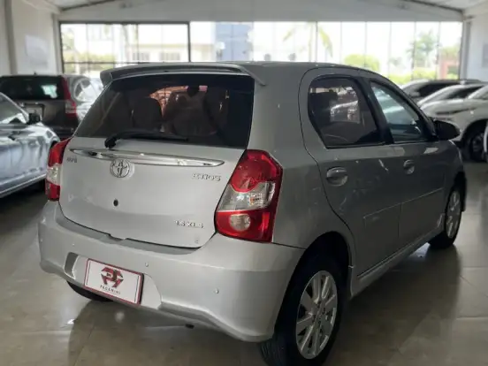 TOYOTA-ETIOS-1.5 XLS 16V FLEX 4P AUTOMÁTICO TOYOTA-ETIOS-2017