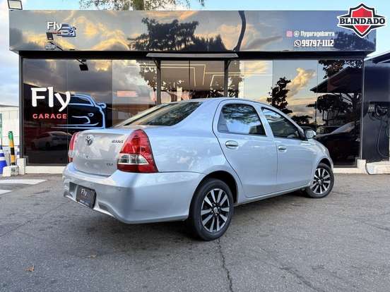 TOYOTA-ETIOS-1.3 X 16V FLEX 4P AUTOMÁTICO TOYOTA-ETIOS-2017