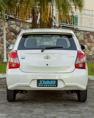 TOYOTA-ETIOS-1.3 X 16V FLEX 4P MANUAL TOYOTA-ETIOS-2017