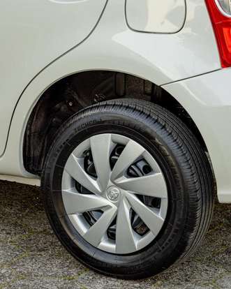 TOYOTA-ETIOS-2017