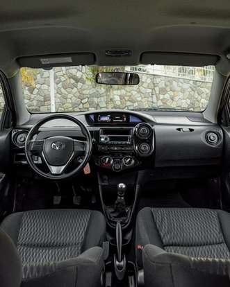 TOYOTA-ETIOS-1.3 X 16V FLEX 4P MANUAL TOYOTA-ETIOS-2017