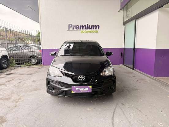 TOYOTA-ETIOS-2021