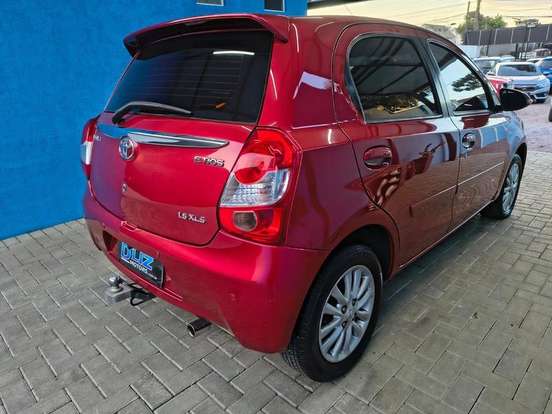 TOYOTA-ETIOS-1.5 XLS 16V FLEX 4P MANUAL TOYOTA-ETIOS-2015